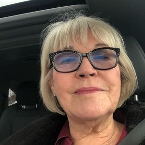 Meet your Posher, Beverly